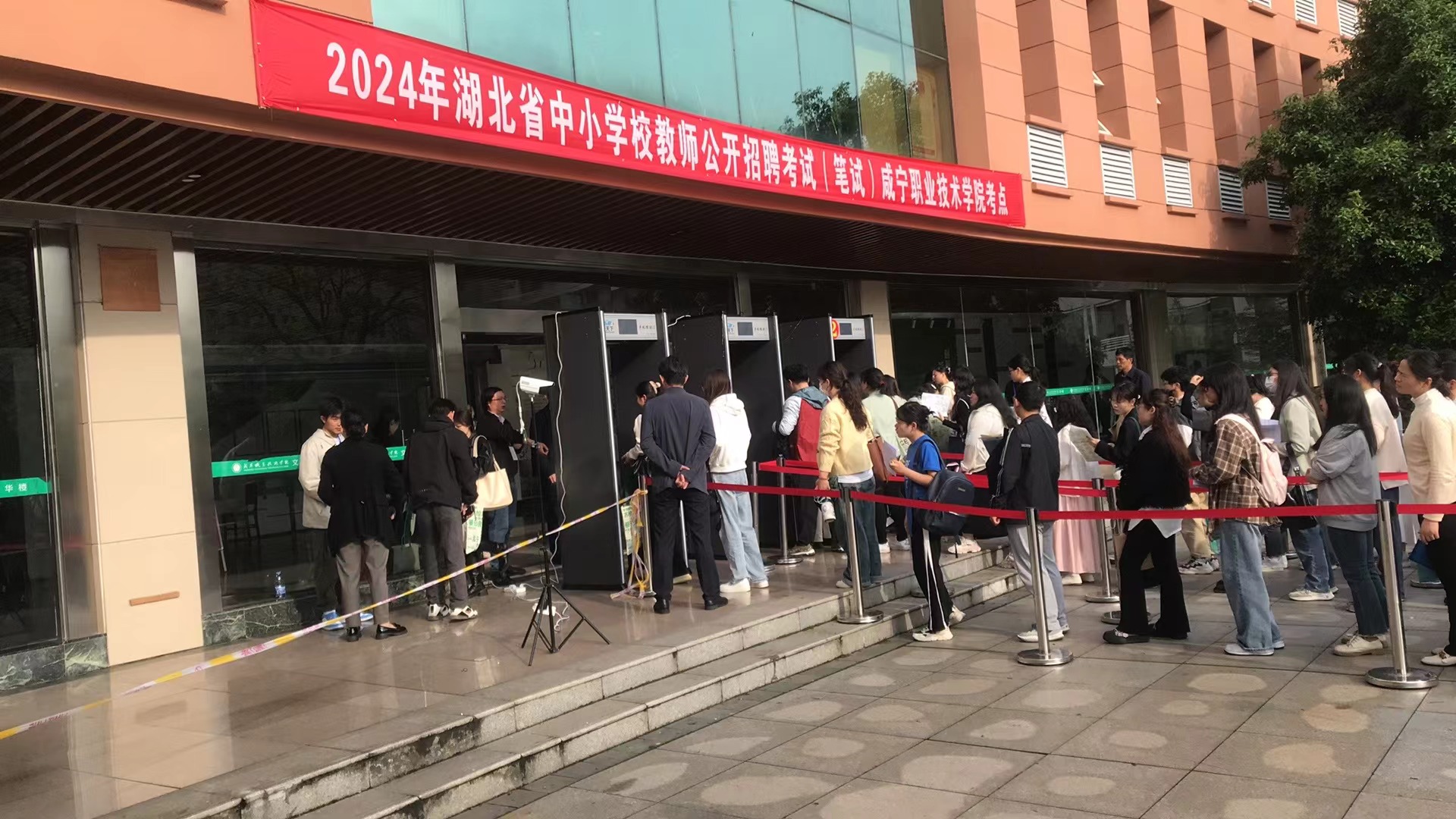 天天過安檢門，對(duì)身體有影響嗎？