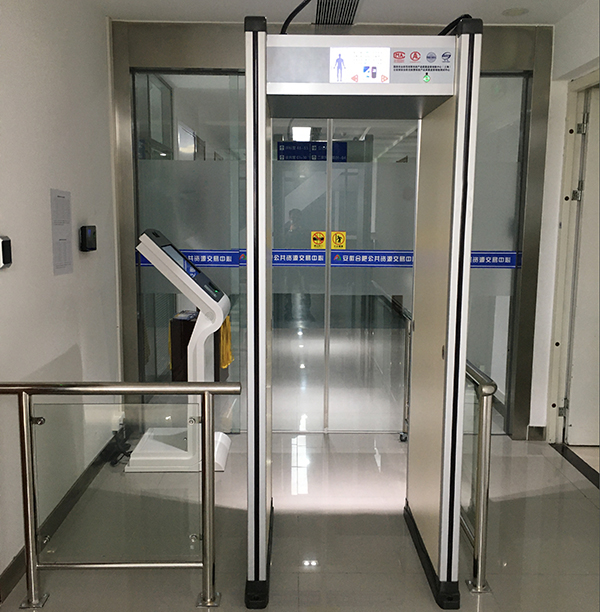 手機(jī)探測門