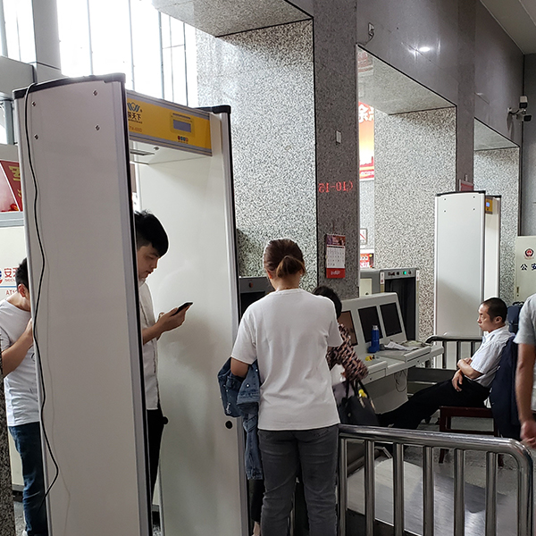 汽車(chē)站安檢門(mén)